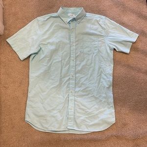 Men’s Slim Fit Short Sleeve Button Down size Medium Tall